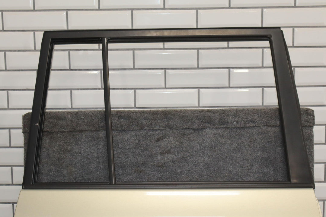 03 - 07 Toyota Land Cruiser Right Passenger Rear Door Shell