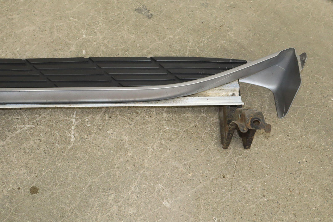 03 - 07 Toyota Land Cruiser Single (1) Left Driving Running Board W/Mount Brackets