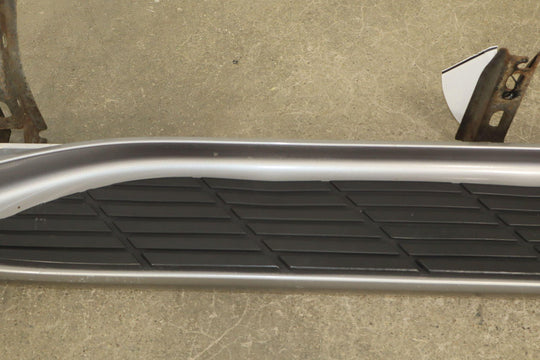 03 - 07 Toyota Land Cruiser Single (1) Left Driving Running Board W/Mount Brackets