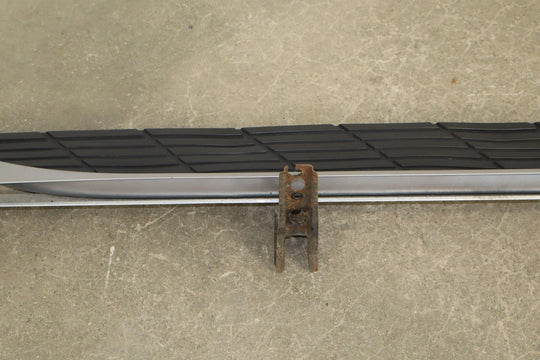 03 - 07 Toyota Land Cruiser Single (1) Left Driving Running Board W/Mount Brackets