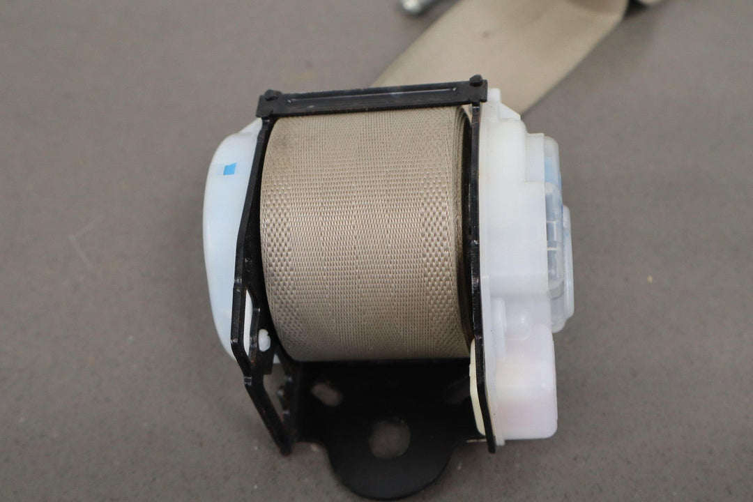 03 - 07 Toyota LandCruiser 3rd Row Left Driver Seat Belt Retractor