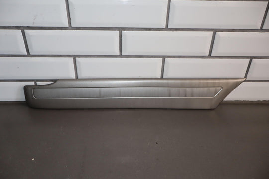 03 - 07 Toyota LandCruiser Right Passenger Rear Quarter Panel Molding Trim