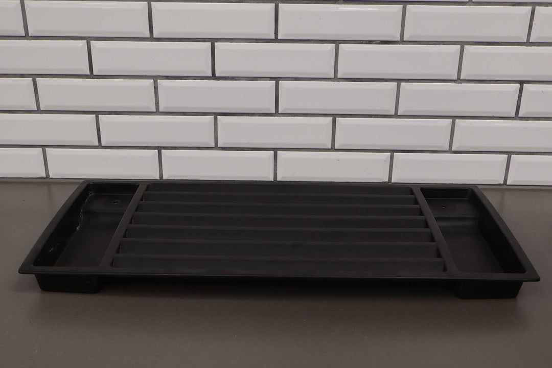 03 - 09 Hummer H2 Base Model Black Plastic Upper Hood Grille OEM 25928163