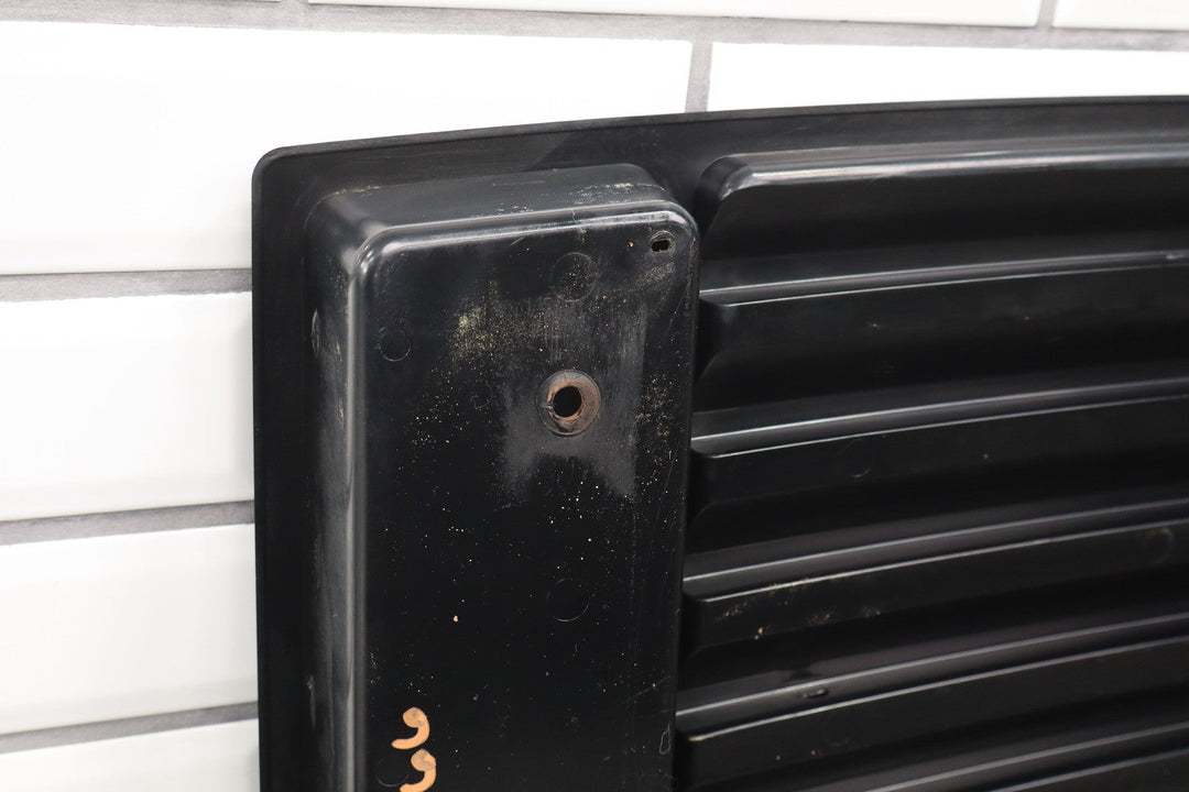 03 - 09 Hummer H2 Base Model Black Plastic Upper Hood Grille OEM 25928163