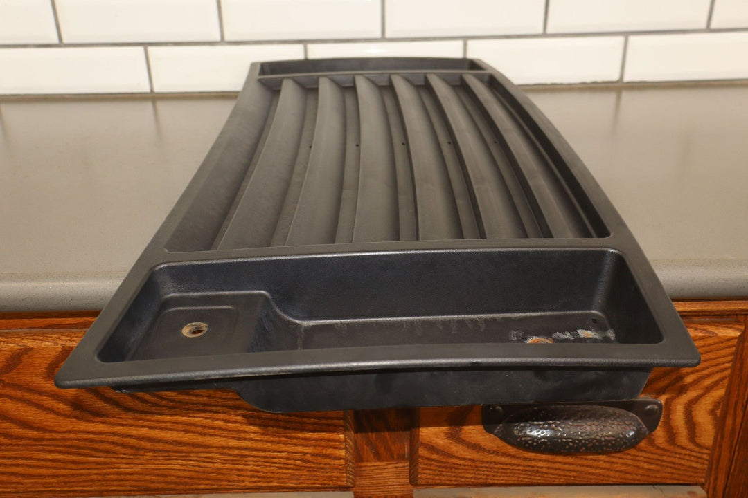 03 - 09 Hummer H2 Base Model Black Plastic Upper Hood Grille OEM *No Handles*