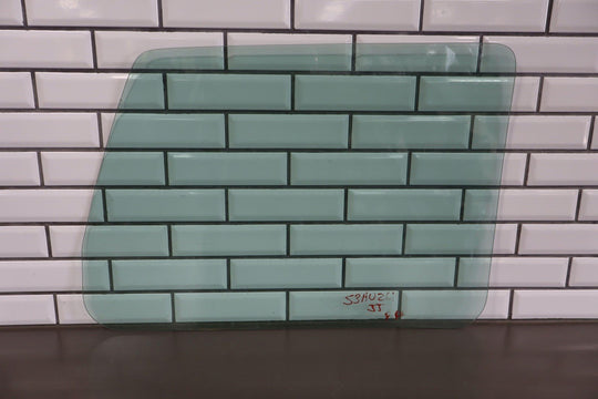 03 - 09 Hummer H2 Front Right RH Passenger Door Window Glass