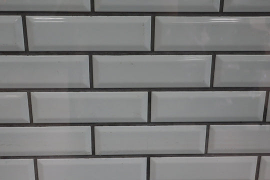 03 - 09 Hummer H2 Front Right RH Passenger Door Window Glass