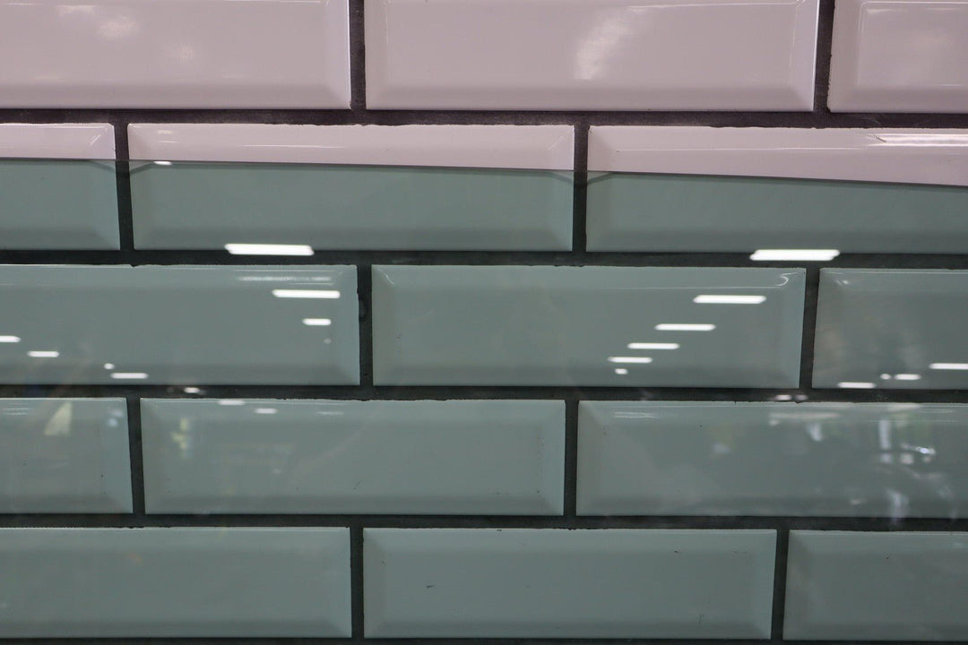 03 - 09 Hummer H2 Front Right RH Passenger Door Window Glass