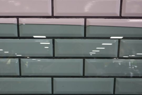 03 - 09 Hummer H2 Front Right RH Passenger Door Window Glass