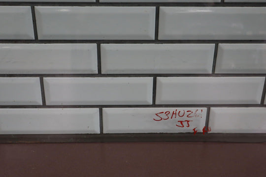 03 - 09 Hummer H2 Front Right RH Passenger Door Window Glass