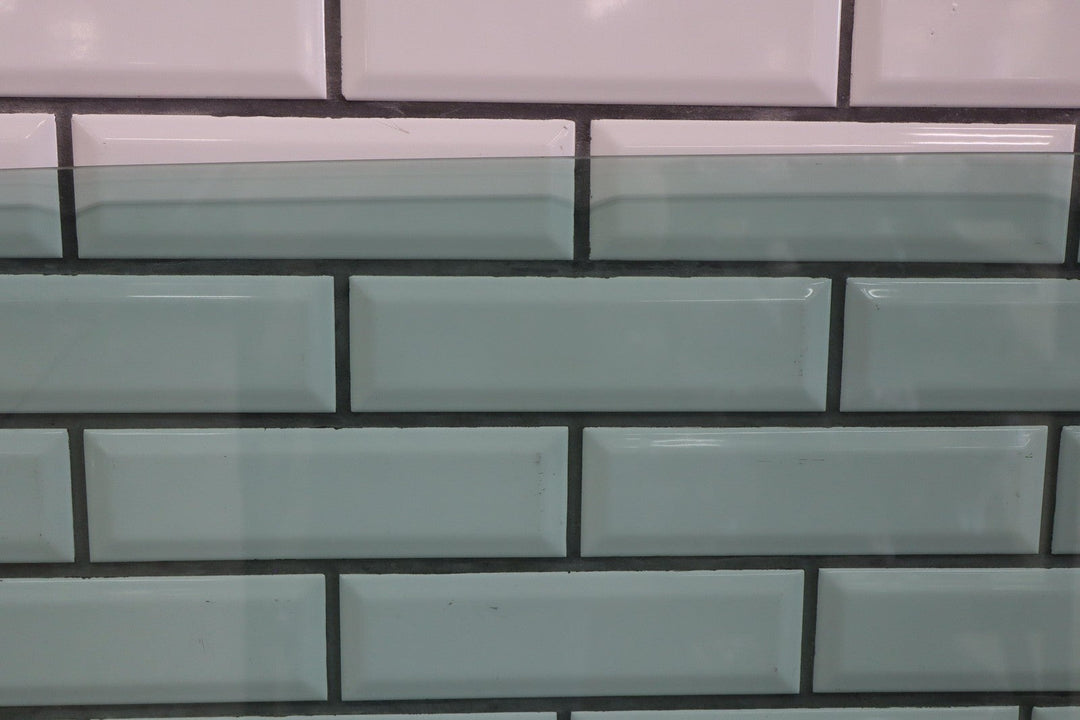 03 - 09 Hummer H2 Front Right RH Passenger Door Window Glass