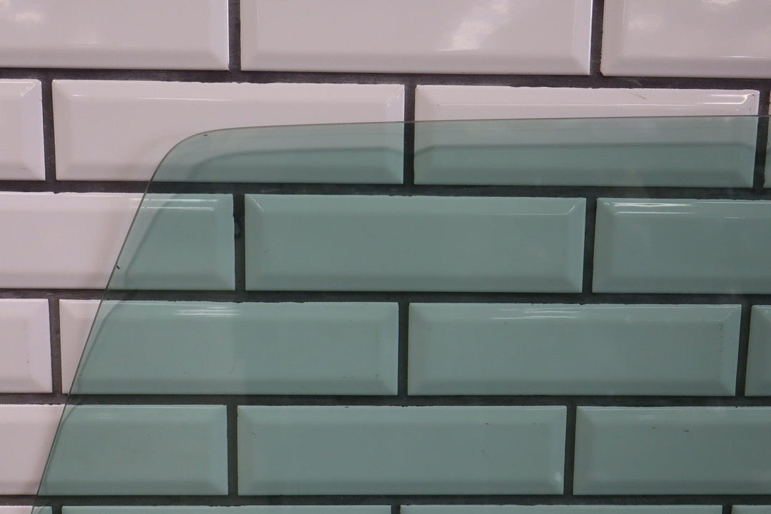 03 - 09 Hummer H2 Front Right RH Passenger Door Window Glass