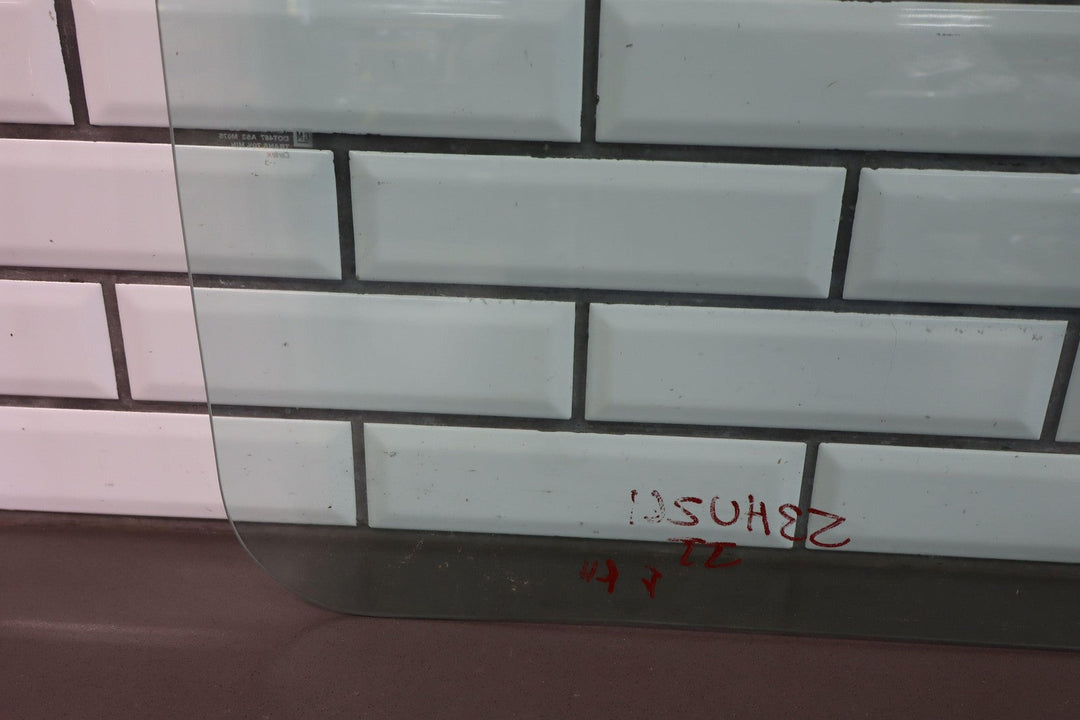 03 - 09 Hummer H2 Front Right RH Passenger Door Window Glass