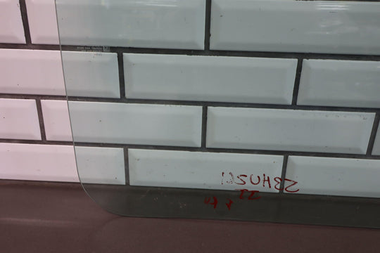 03 - 09 Hummer H2 Front Right RH Passenger Door Window Glass