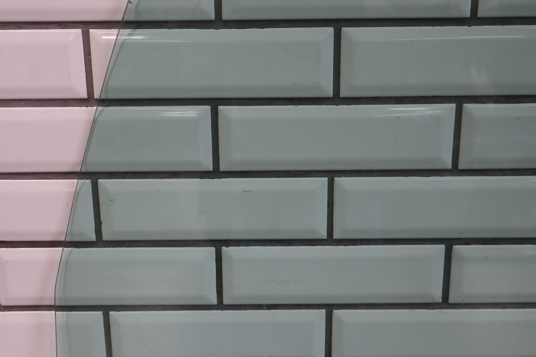 03 - 09 Hummer H2 Front Right RH Passenger Door Window Glass