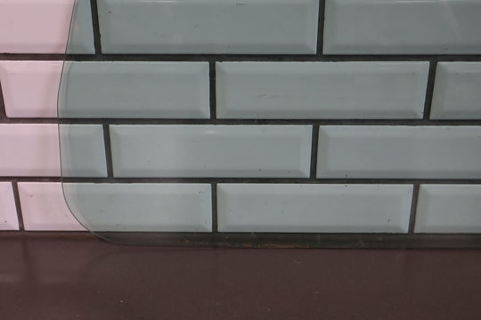 03 - 09 Hummer H2 Front Right RH Passenger Door Window Glass