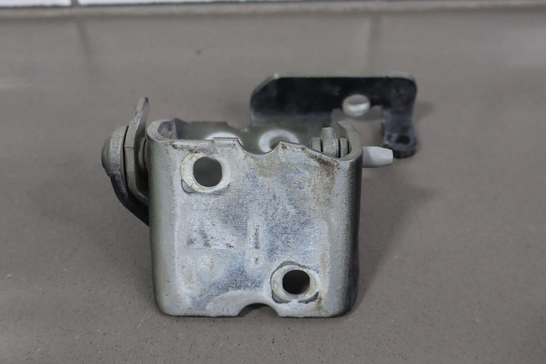 03 - 09 Hummer H2 Left Driver Front Door Hinges (Upper & Lower)