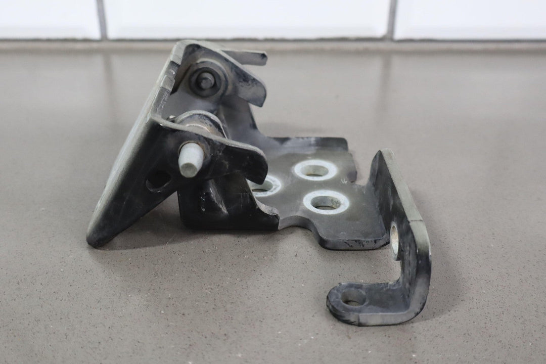 03 - 09 Hummer H2 Left Driver Front Door Hinges (Upper & Lower)