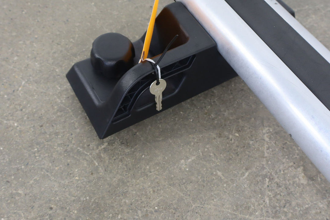 03 - 09 Hummer H2 OEM Pair of 2 Roof Rack Luggage Cross Bars W/ Key E003