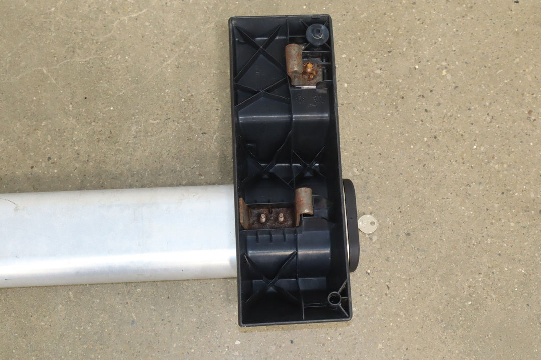 03 - 09 Hummer H2 OEM Pair of 2 Roof Rack Luggage Cross Bars W/ Key E003