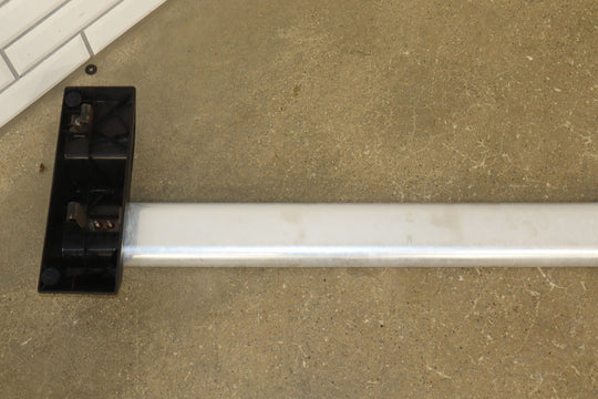 03 - 09 Hummer H2 OEM Pair of 2 Roof Rack Luggage Cross Bars W/ Key E004