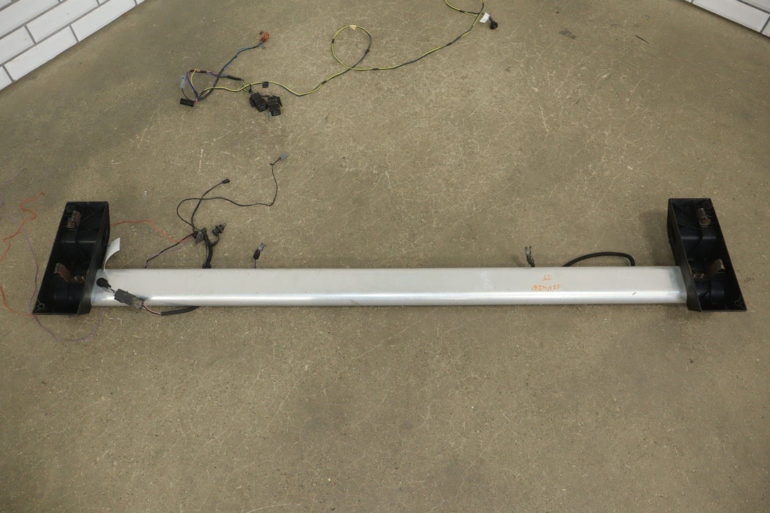 03 - 09 Hummer H2 OEM Single Roof Rack Luggage Cross Bar W/Light Harness & E004Key