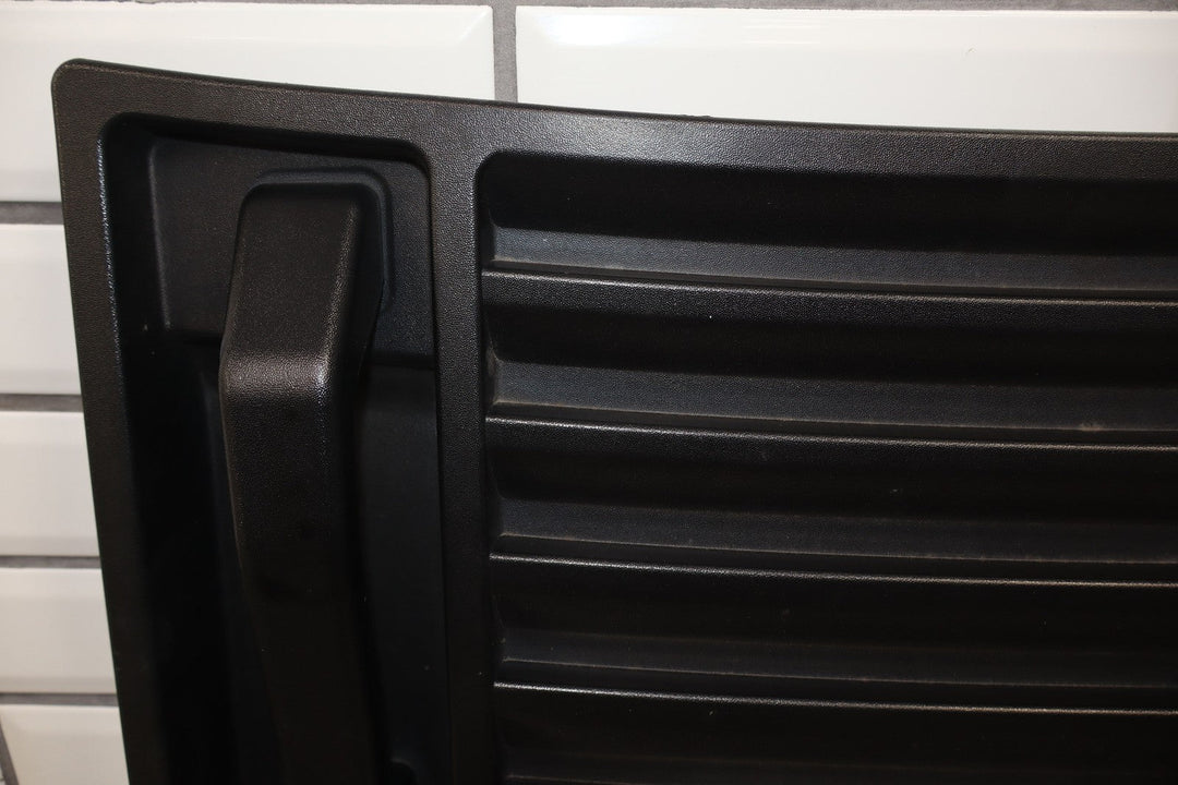 03 - 09 Hummer H2 OEM Upper Hood Grille W/Black Handles