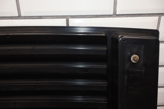 03 - 09 Hummer H2 OEM Upper Hood Grille W/Black Handles