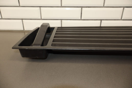 03 - 09 Hummer H2 OEM Upper Hood Grille W/Black Handles