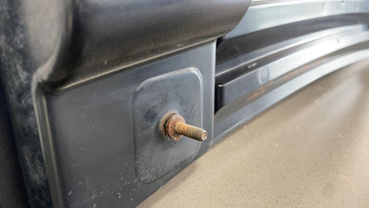 03 - 09 Hummer H2 OEM Upper Hood Grille *W/O Handles*