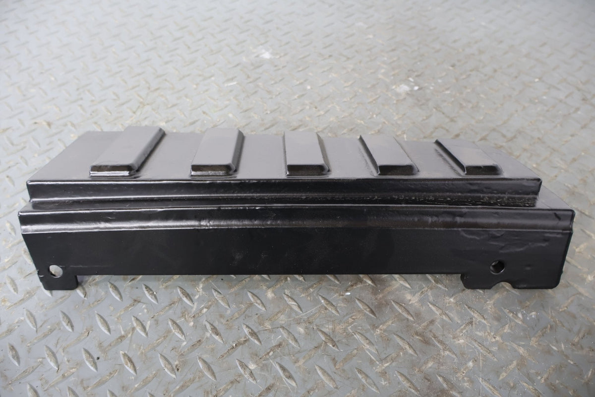 03-09 Hummer H2 Pair LH&RH Metal Upper TailLight Mouldings (Powdercoated Black)