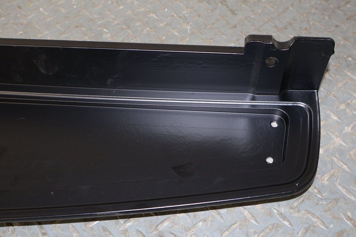 03-09 Hummer H2 Pair LH&RH Metal Upper TailLight Mouldings (Powdercoated Black)