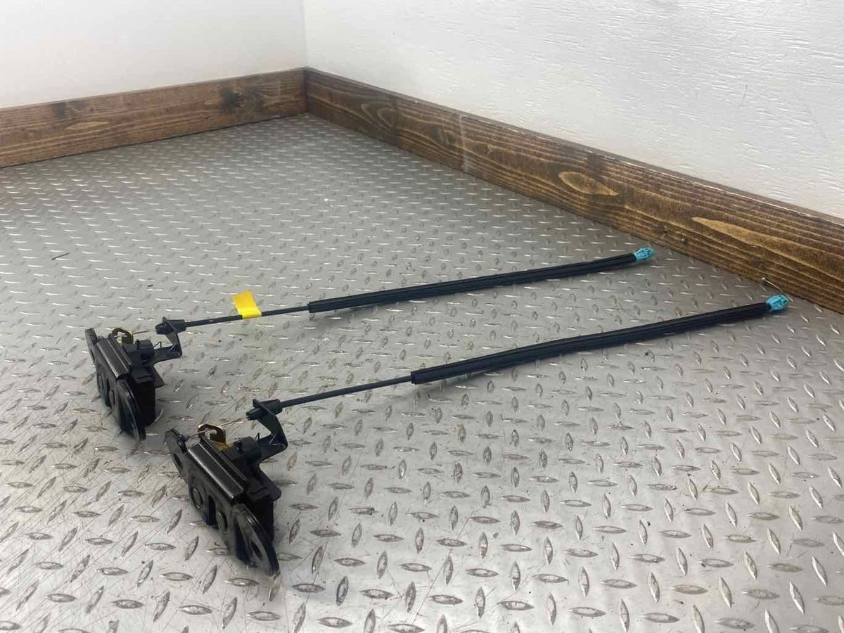 03-09 Hummer H2 Pair of LH & RH Hatch Latches Includes Cables Tested