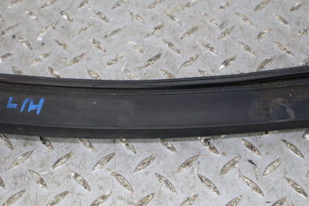 03-09 Hummer H2 Passenger Right Rear Door To Body Weather Stripping Gasket Seal
