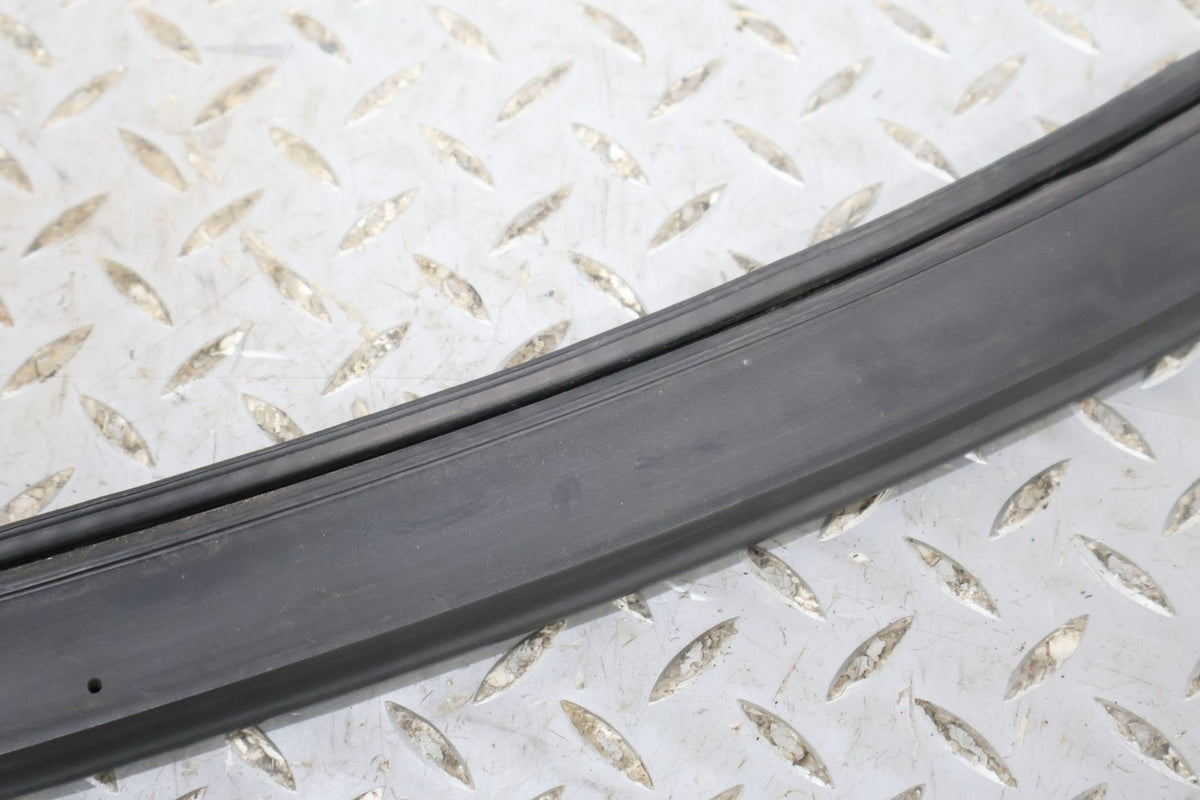 03-09 Hummer H2 Passenger Right Rear Door To Body Weather Stripping Gasket Seal