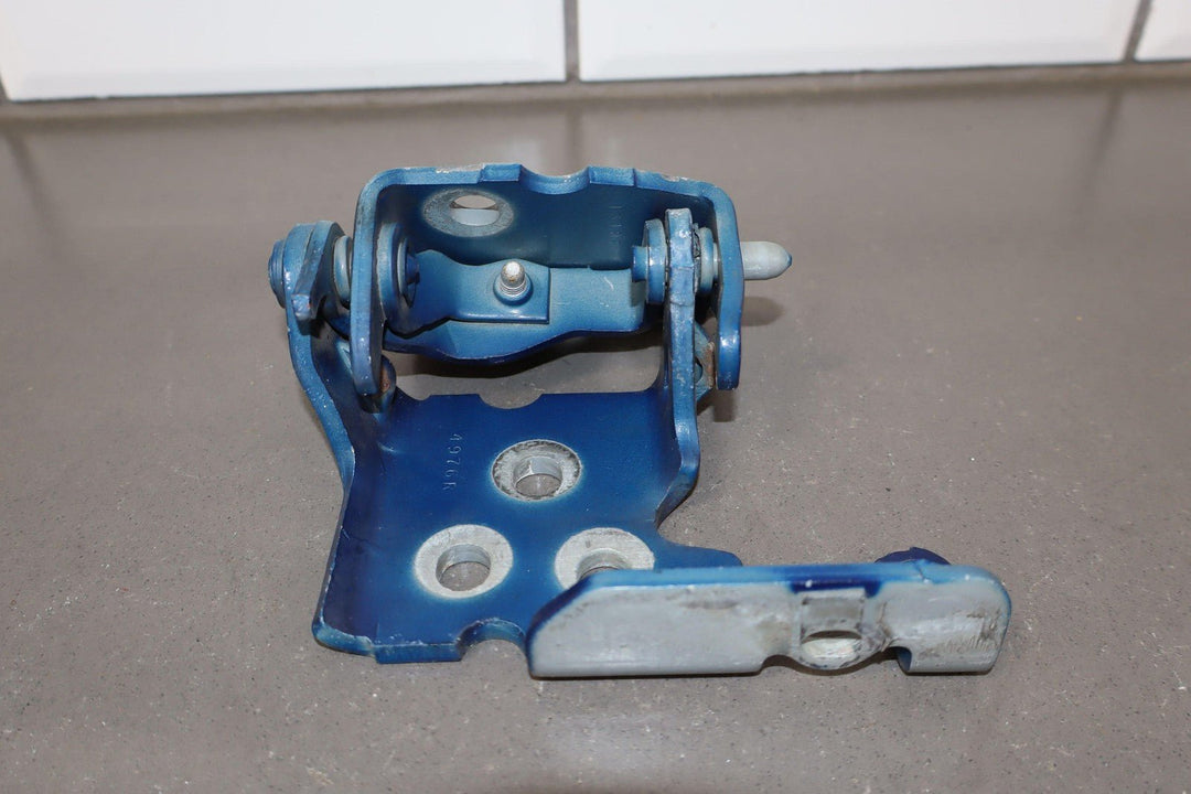 03 - 09 Hummer H2 Right Passenger Front Door Hinges (Upper & Lower)