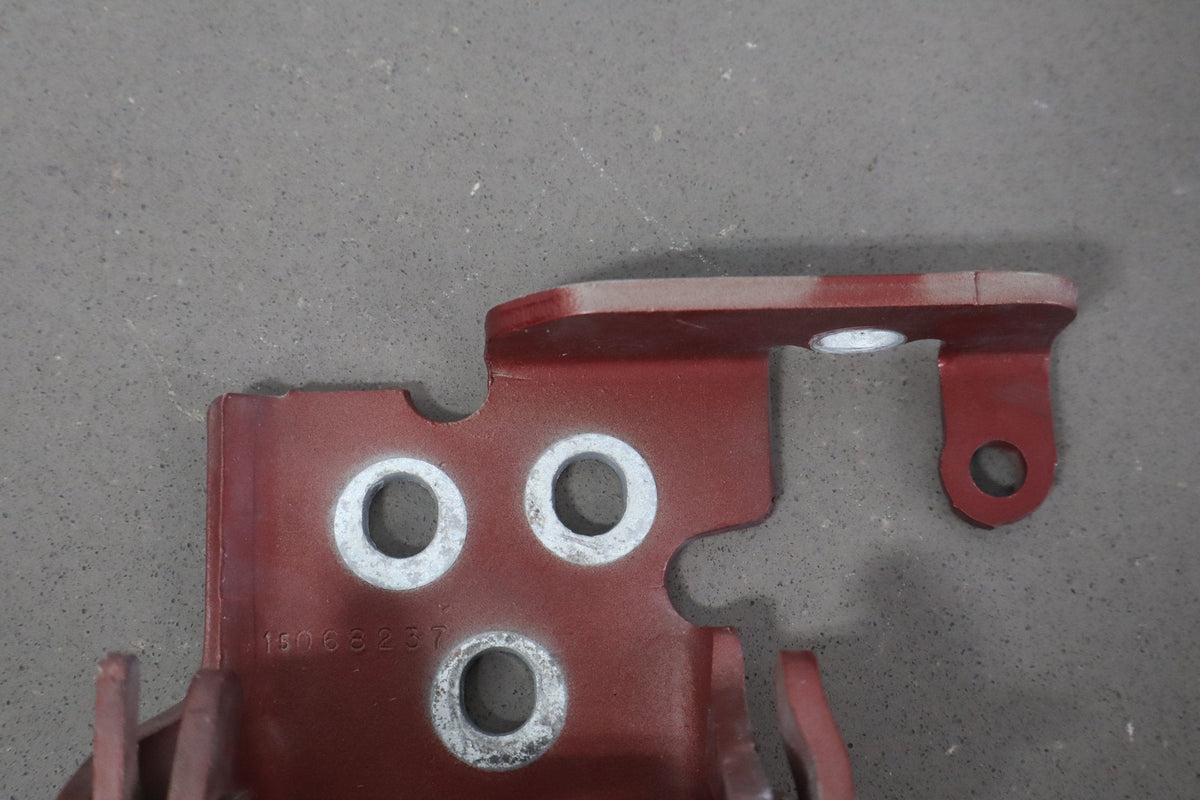 03-09 Hummer H2 Right Passenger Front Door Hinges (Upper & Lower)