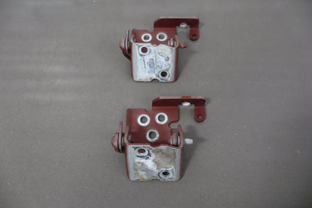 03-09 Hummer H2 Right Passenger Front Door Hinges (Upper & Lower)