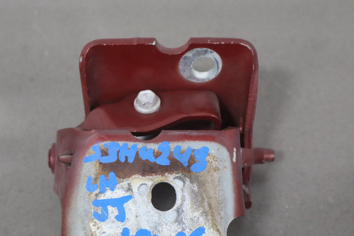 03-09 Hummer H2 Right Passenger Front Door Hinges (Upper & Lower)