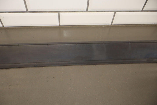 03 - 09 Hummer H2 SUV FRONT Right Passenger Roof Molding W/Amber Lens *Missing Tab