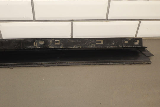 03 - 09 Hummer H2 SUV FRONT Right Passenger Roof Molding W/Amber Lens *Missing Tab