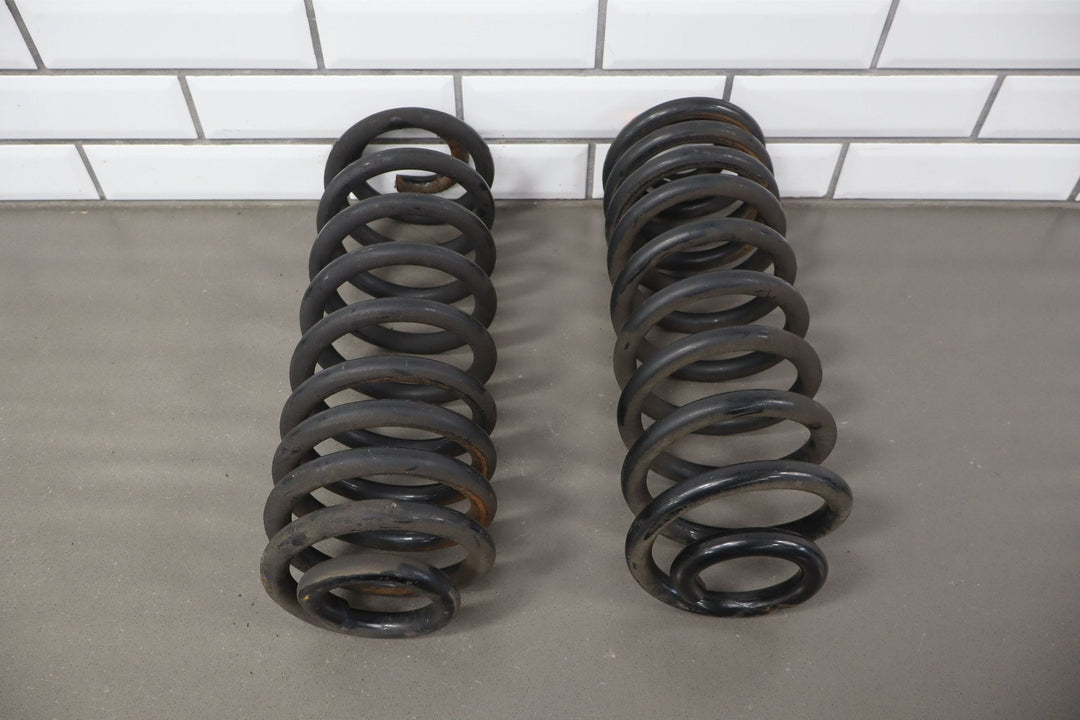 03 - 09 Hummer H2 SUV Pair of LH & RH Rear Coil Springs *Air Ride Delete*