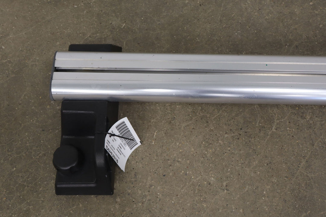 03 - 09 Hummer H2 Used Single (1) Luggage Roof Rack Cross Rail *Missing Key End*