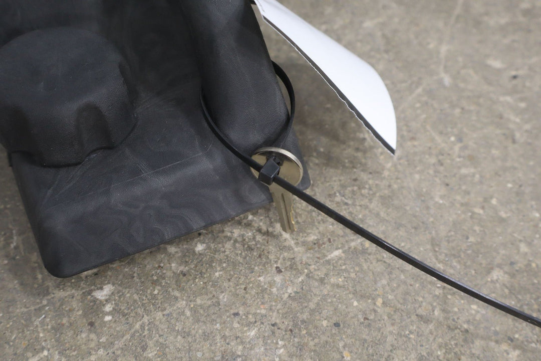 03 - 09 Hummer H2 Used Single (1) Luggage Roof Rack Cross Rail W/Key E002