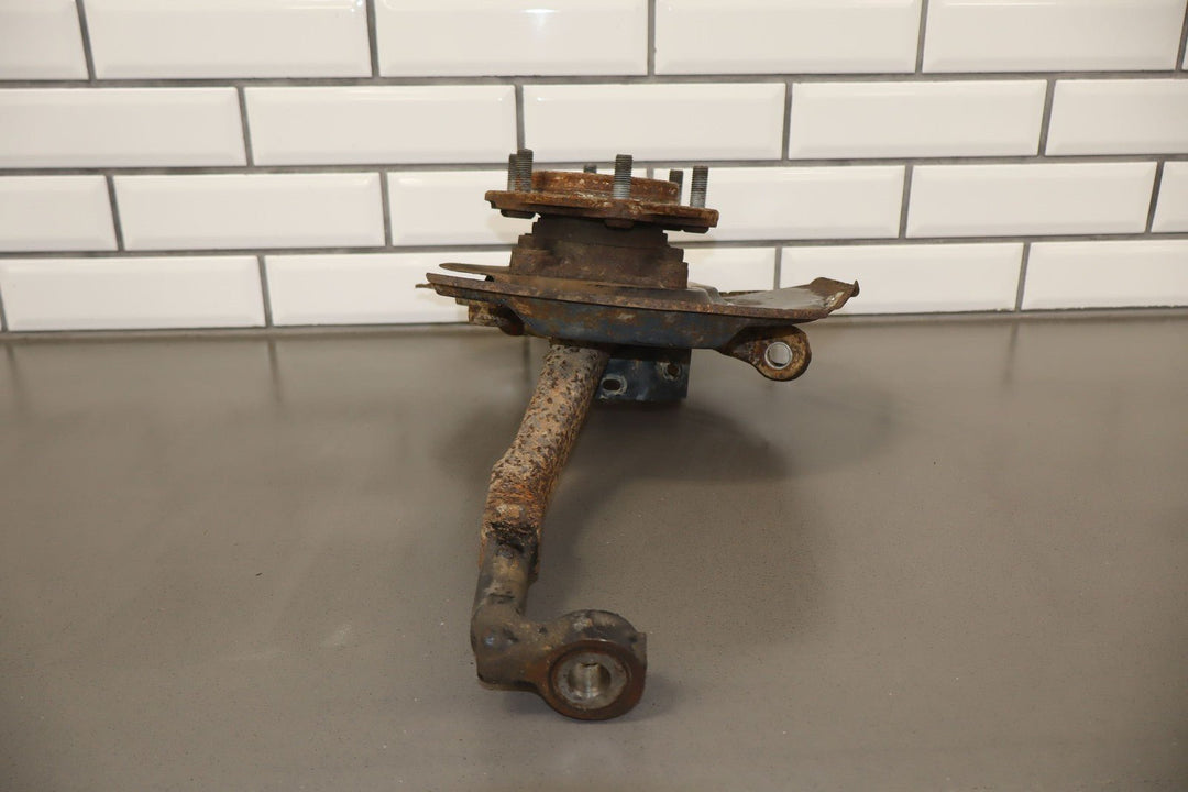 03 - 09 Lexus GX470 10 - 14 GX460 Left Driver Front Spindle Knuckle W/Hub