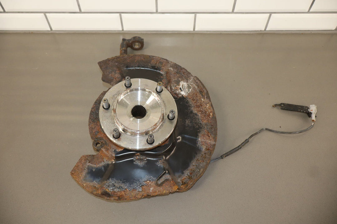 03 - 09 Lexus GX470 10 - 14 GX460 Right Passenger Front Spindle Knuckle W/Hub