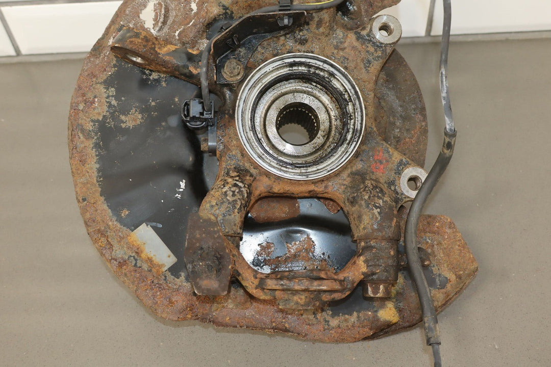 03 - 09 Lexus GX470 10 - 14 GX460 Right Passenger Front Spindle Knuckle W/Hub