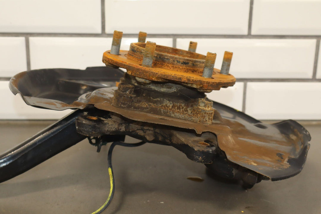 03 - 09 Lexus GX470 10 - 14 GX460 Right Passenger Front Spindle Knuckle W/Hub