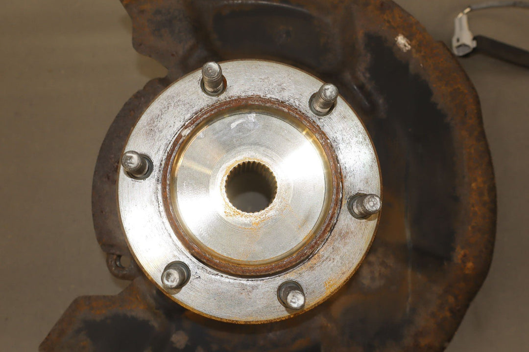 03 - 09 Lexus GX470 10 - 14 GX460 Right Passenger Front Spindle Knuckle W/Hub