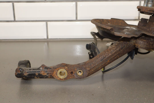 03 - 09 Lexus GX470 10 - 14 GX460 Right Passenger Front Spindle Knuckle W/Hub